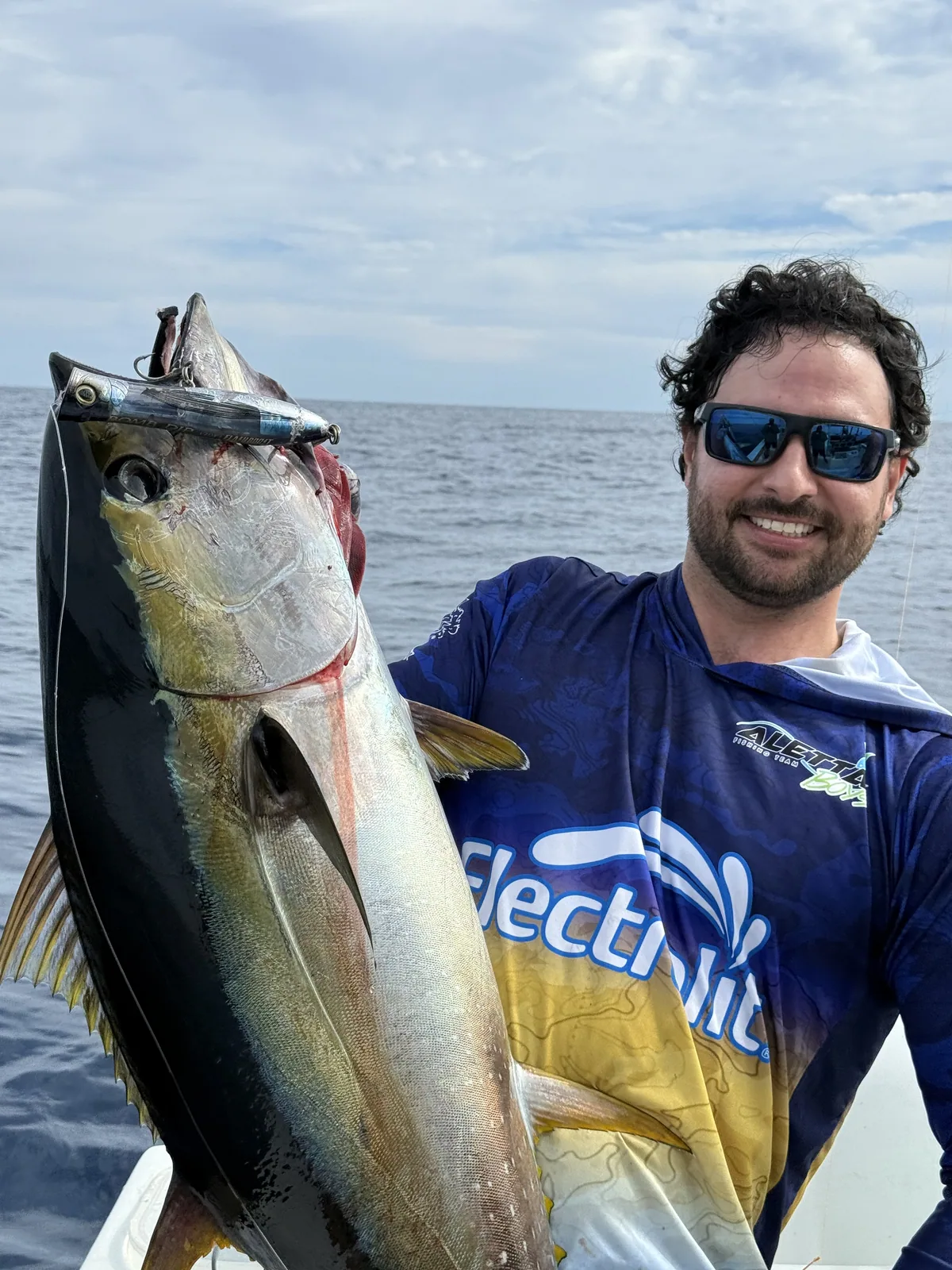 Cabo San Lucas sportfishing photo 192 — catch and crew aboard the Tag Cabo fleet