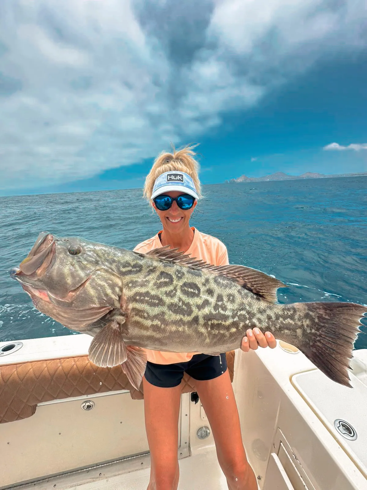 Cabo San Lucas sportfishing photo 127 — catch and crew aboard the Tag Cabo fleet