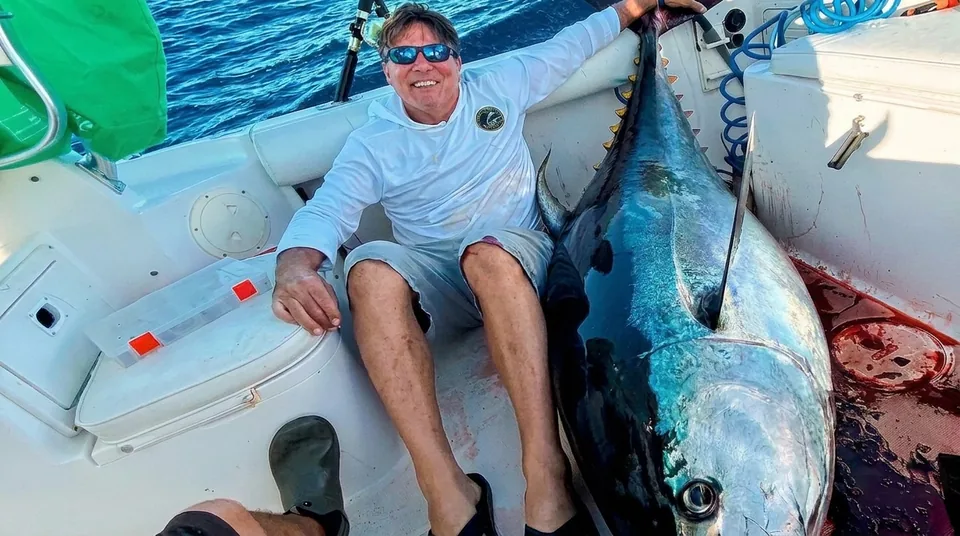 Cabo San Lucas sportfishing photo 308 — catch and crew aboard the Tag Cabo fleet