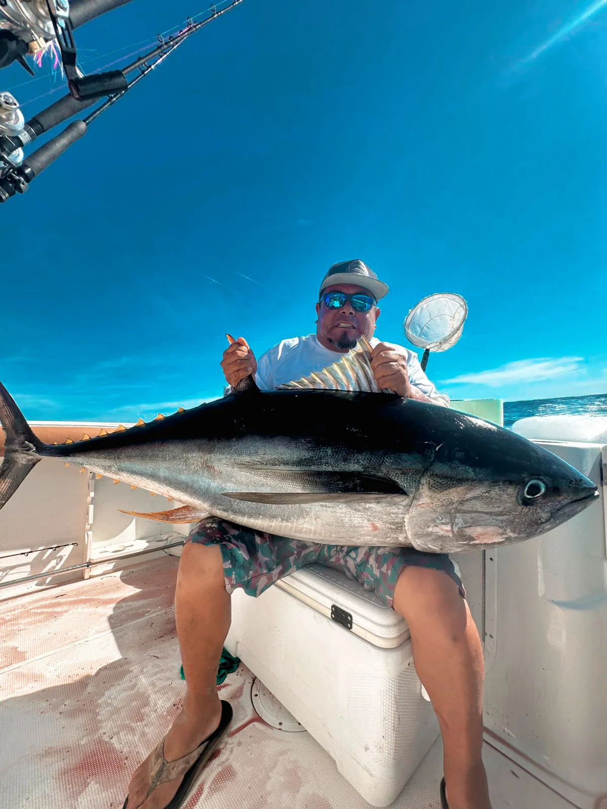 Cabo San Lucas sportfishing photo 188 — catch and crew aboard the Tag Cabo fleet