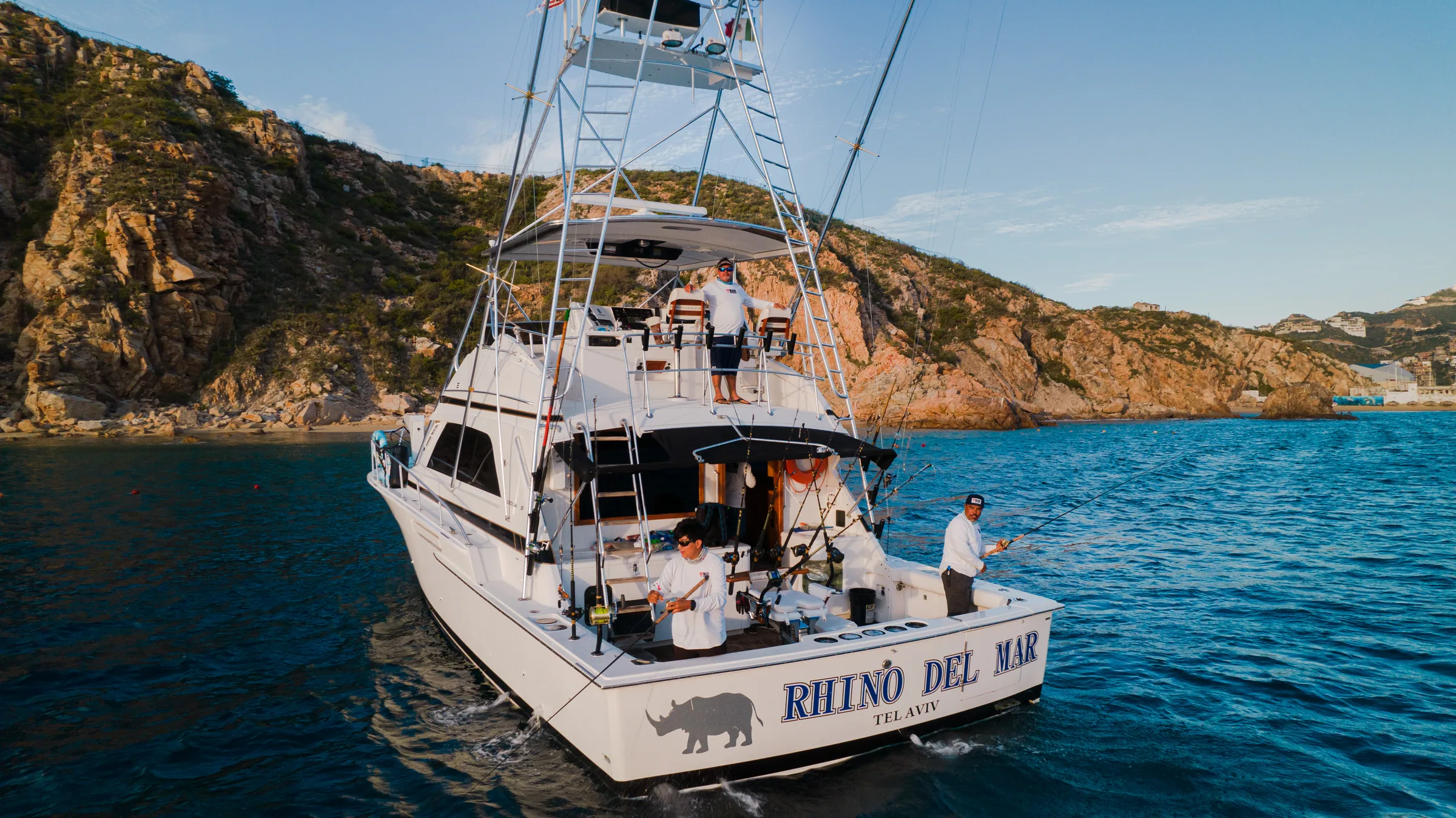 Cabo San Lucas sportfishing photo 015 — catch and crew aboard the Tag Cabo fleet
