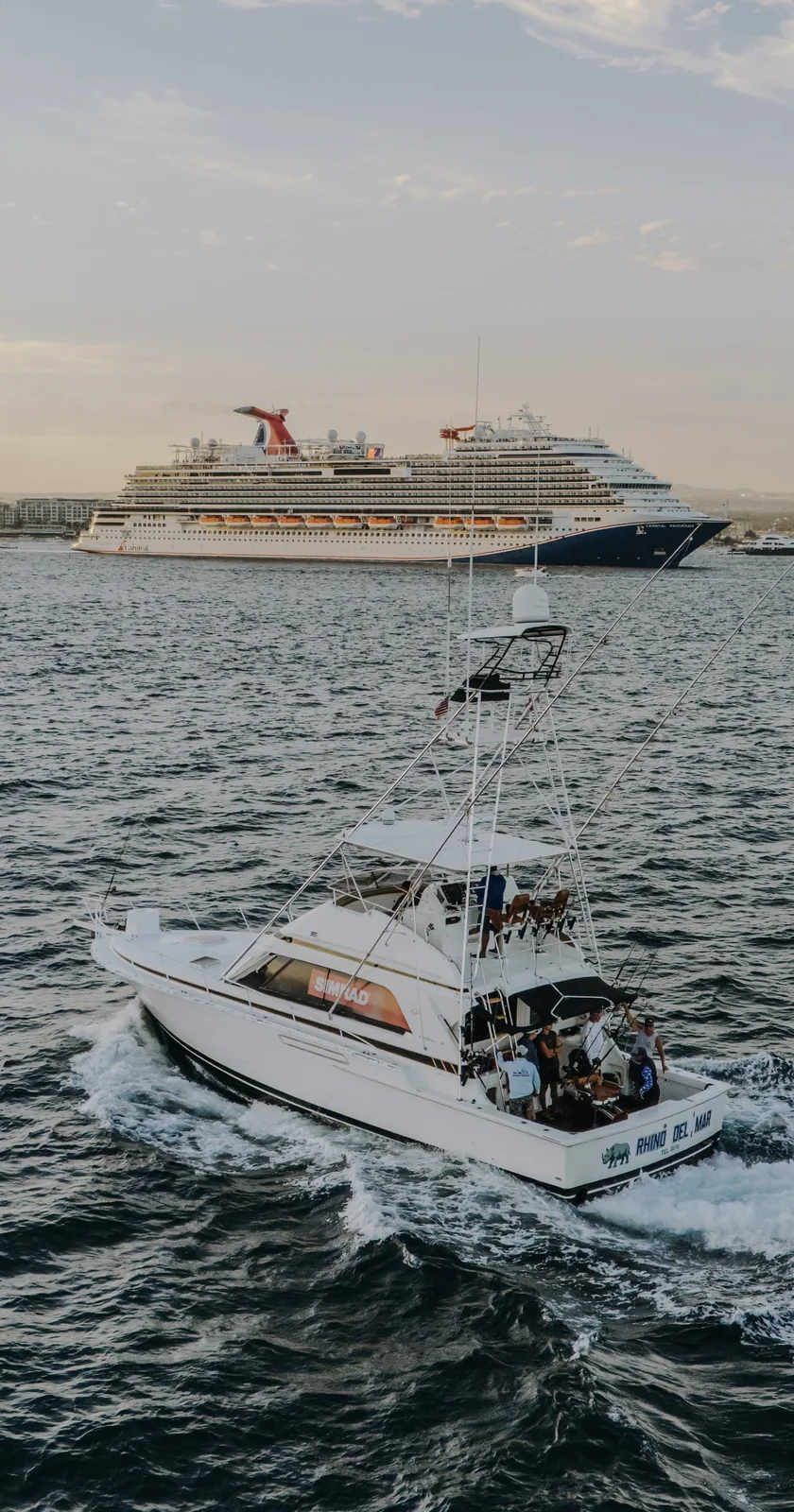 Cabo San Lucas sportfishing photo 076 — catch and crew aboard the Tag Cabo fleet
