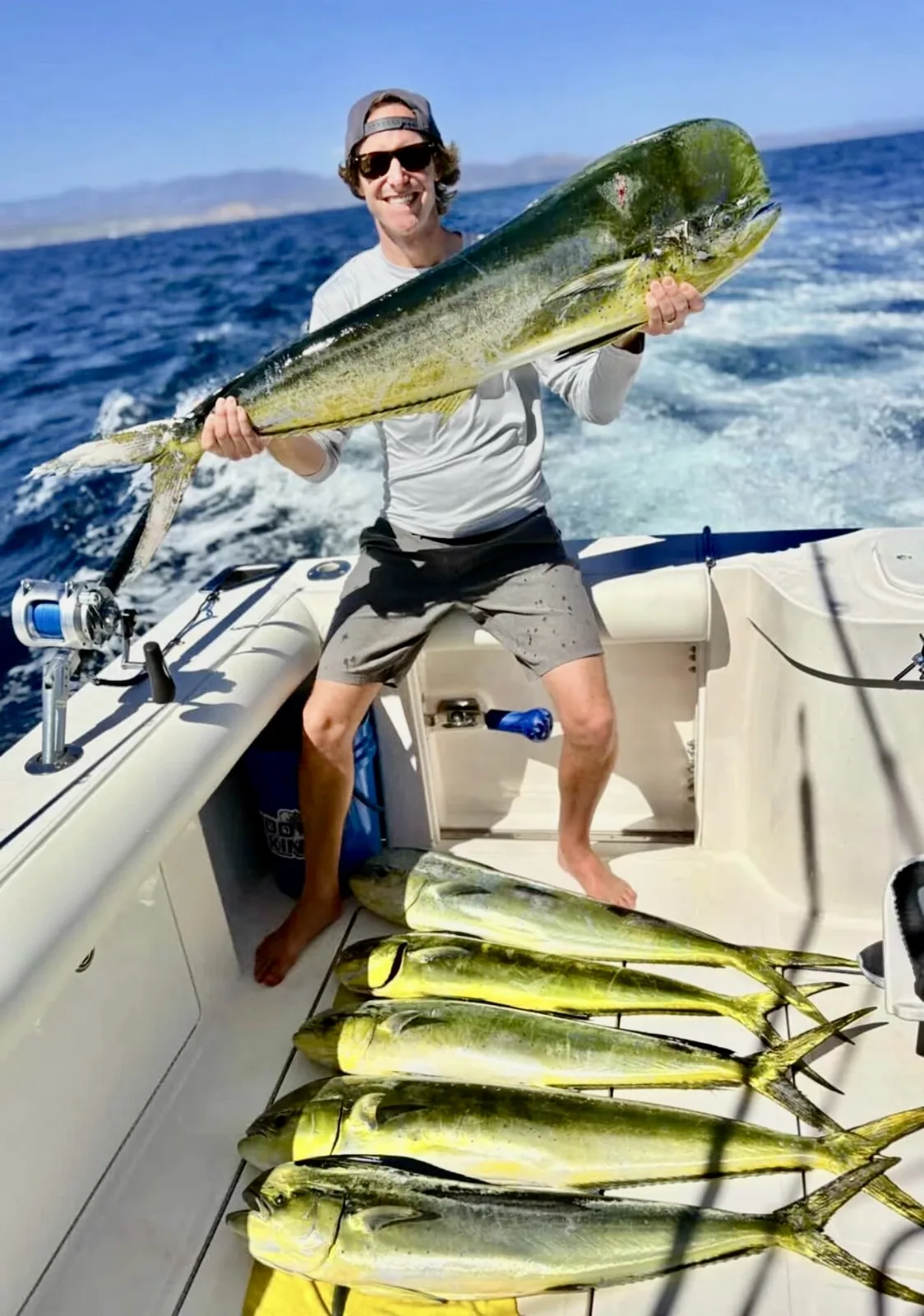 Cabo San Lucas sportfishing photo 022 — catch and crew aboard the Tag Cabo fleet