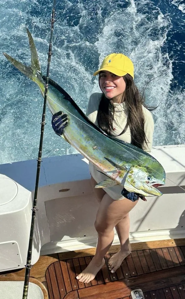 Cabo San Lucas sportfishing photo 093 — catch and crew aboard the Tag Cabo fleet