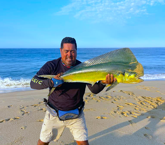 Surf fishing in Cabo San Lucas & The East Cape - Tag Cabo Sportfishing